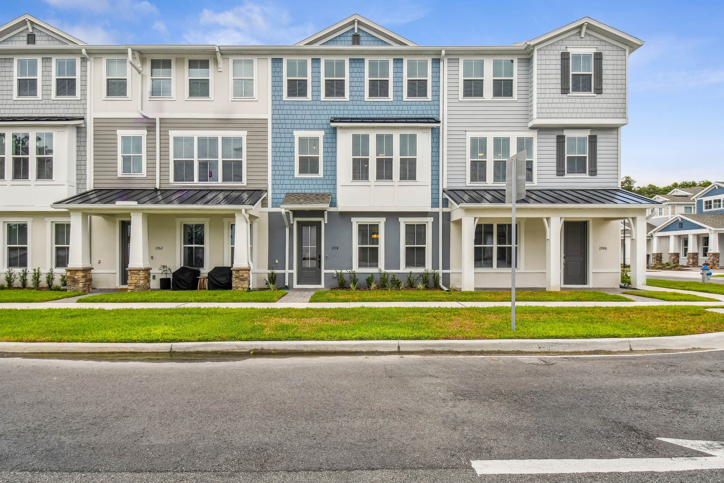 Luxurious Townhomes