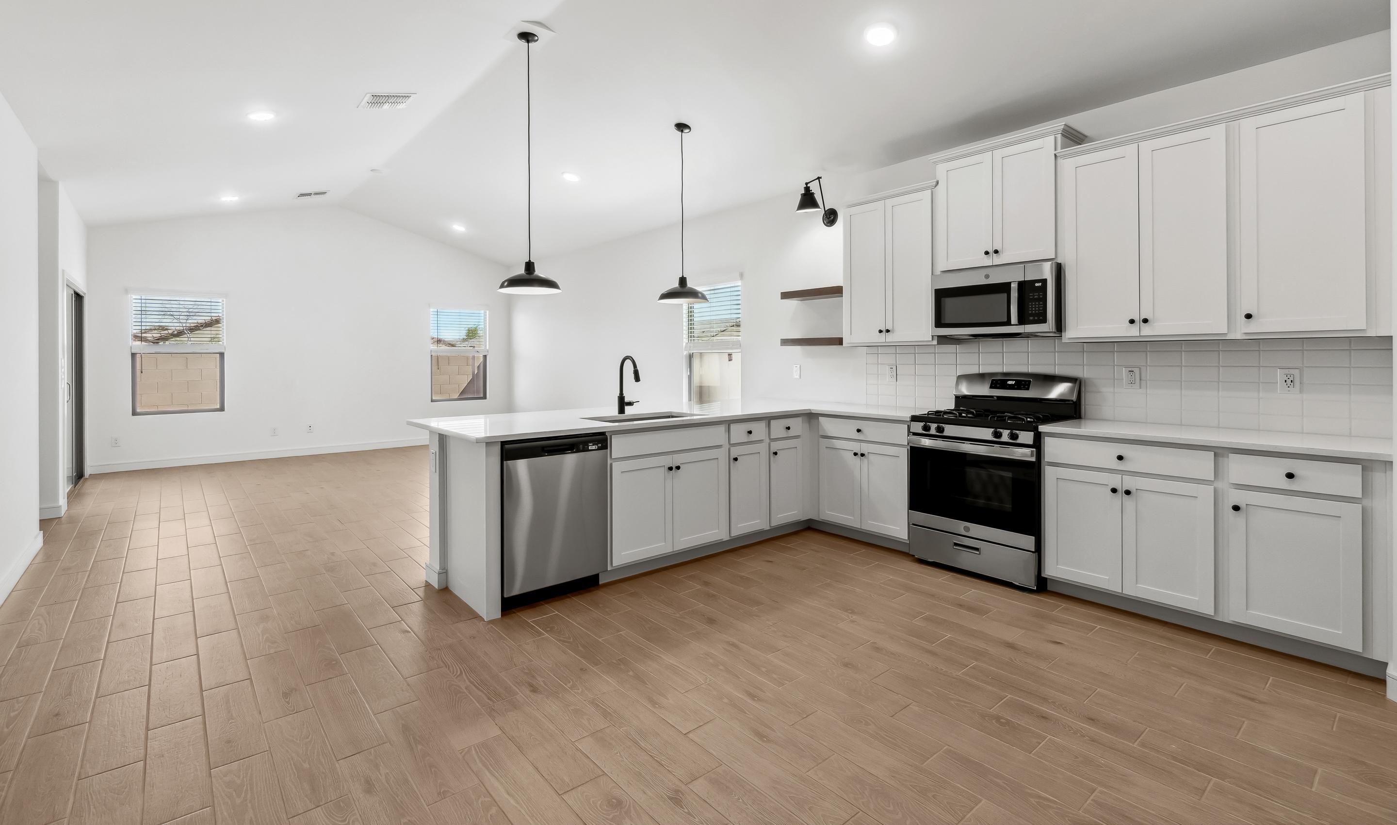 Kitchen with peninsula island