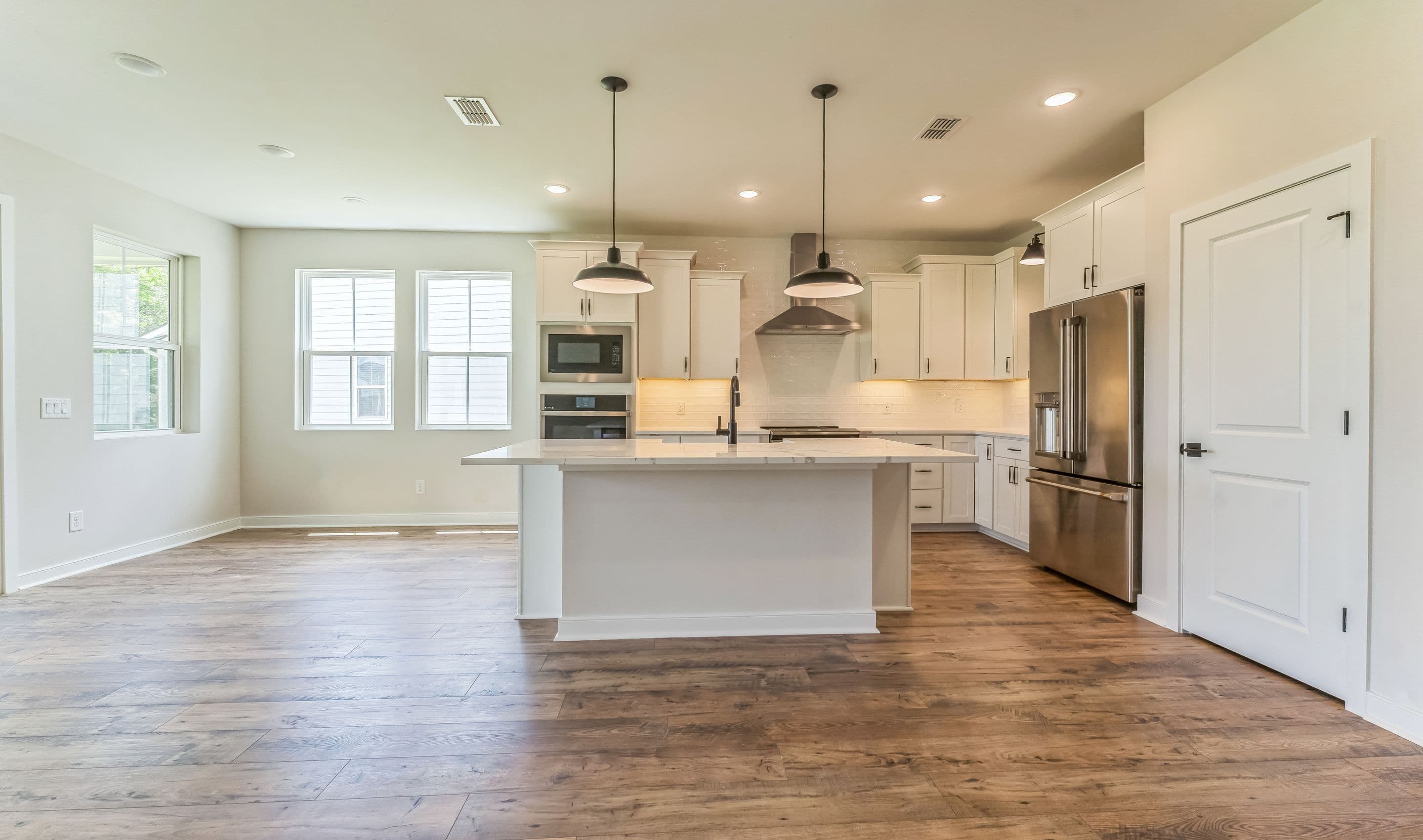 Kitchen with pendant lighting