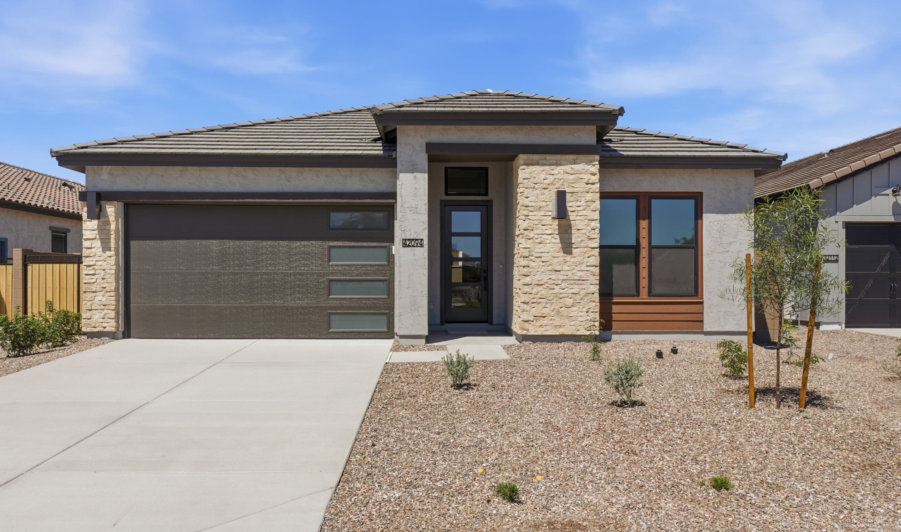 Warren Contemporary ZA