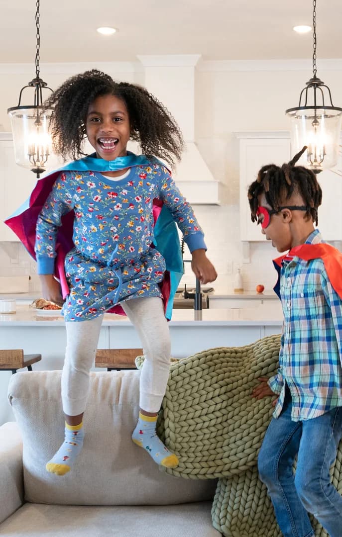 115903 Colts Farm Ibiza II Loft Family in Great Room Farmhouse USP Crop