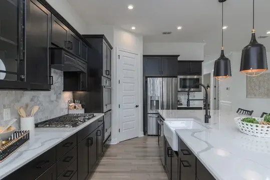 108927 Four Seasons at Carolina Oaks Porto Kitchen