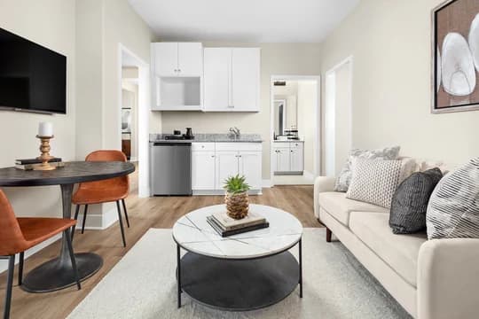 114186 West View Estates Belfast Extra Suite Living Room Farmhouse Level 1