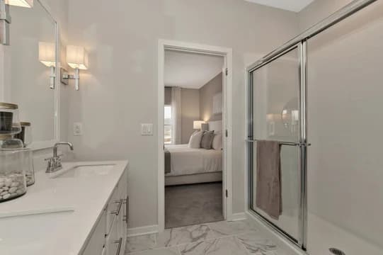 114867 Booth Farm Daffodil Owners Bath Loft Palette 2 Aspire