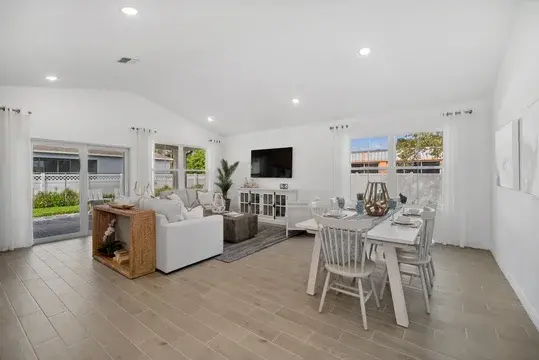 136278 Aspire at Palm Bay Passionflower II Dining Area Farmhouse Palette 1 Aspire