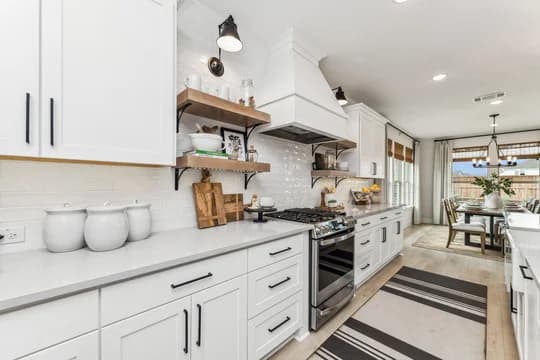 140237 Lincoln Pointe Rotterdam Kitchen Farmhouse Palette 3 Level 2