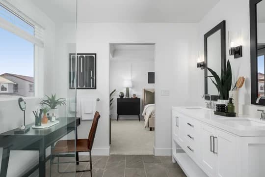 Sonterra Macon II Primary Bath Loft Palette 5 Level