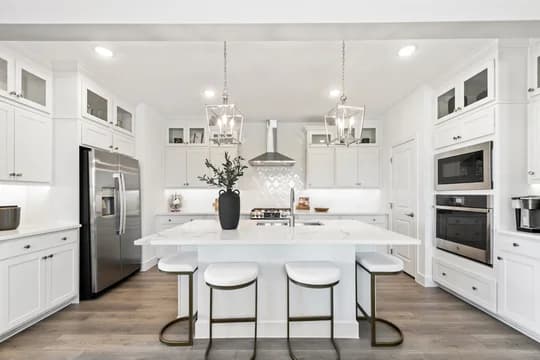 Gateway Parks Pasadena ESP Kitchen Classic Palette 5 Level 1 Modern Classic