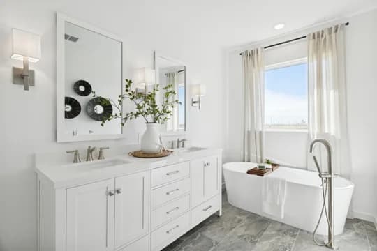 Cane Crossing Estates Tacoma II primary bath Classic Palette 3 Level