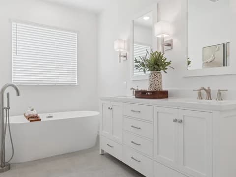 Westwood Tuscaloosa primary bath Classic Palette 6 Level 1