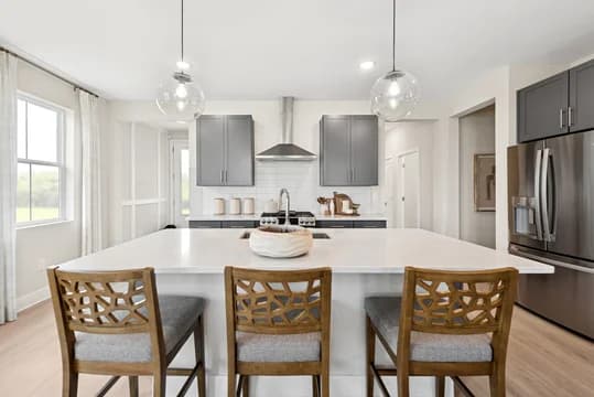 Four Seasons at Easton Spring Lake II Kitchen Loft Palette 4 Level 1