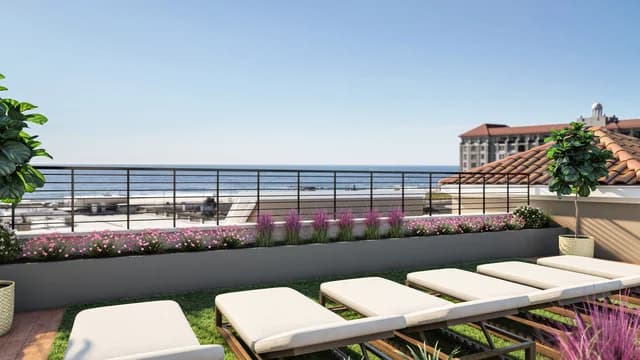 Views at Northshore Roofdeck