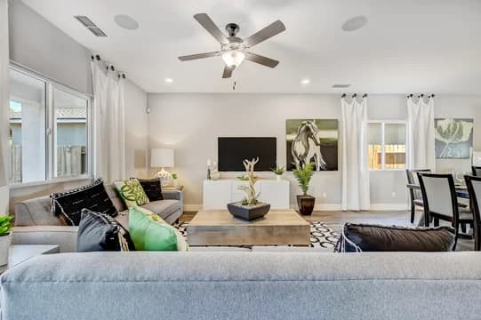 66996 Inspirado Larkspur Great Room