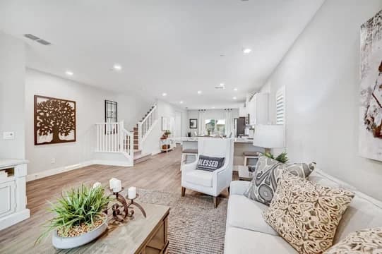 67511 Aspire at Garden Glen Topaz Great Room