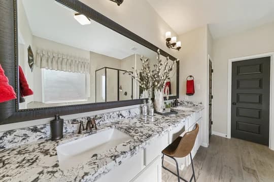 71582 Hunters Creek Savannah Owner s Luxury Bath