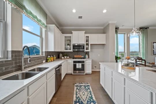 74410 Kirby Landing Lincoln II Gourmet Kitchen