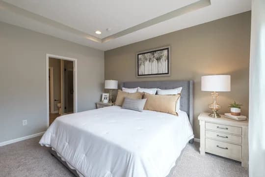 91710 Summit at Forest Lakes Beckfield Owner s Suite