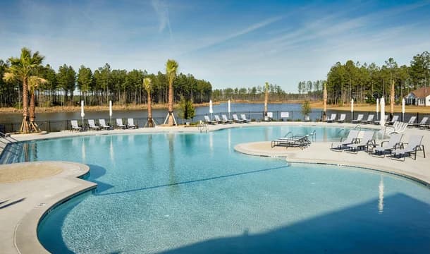 Four Seasons at Lakes of Cane Bay Clubhouse Pool