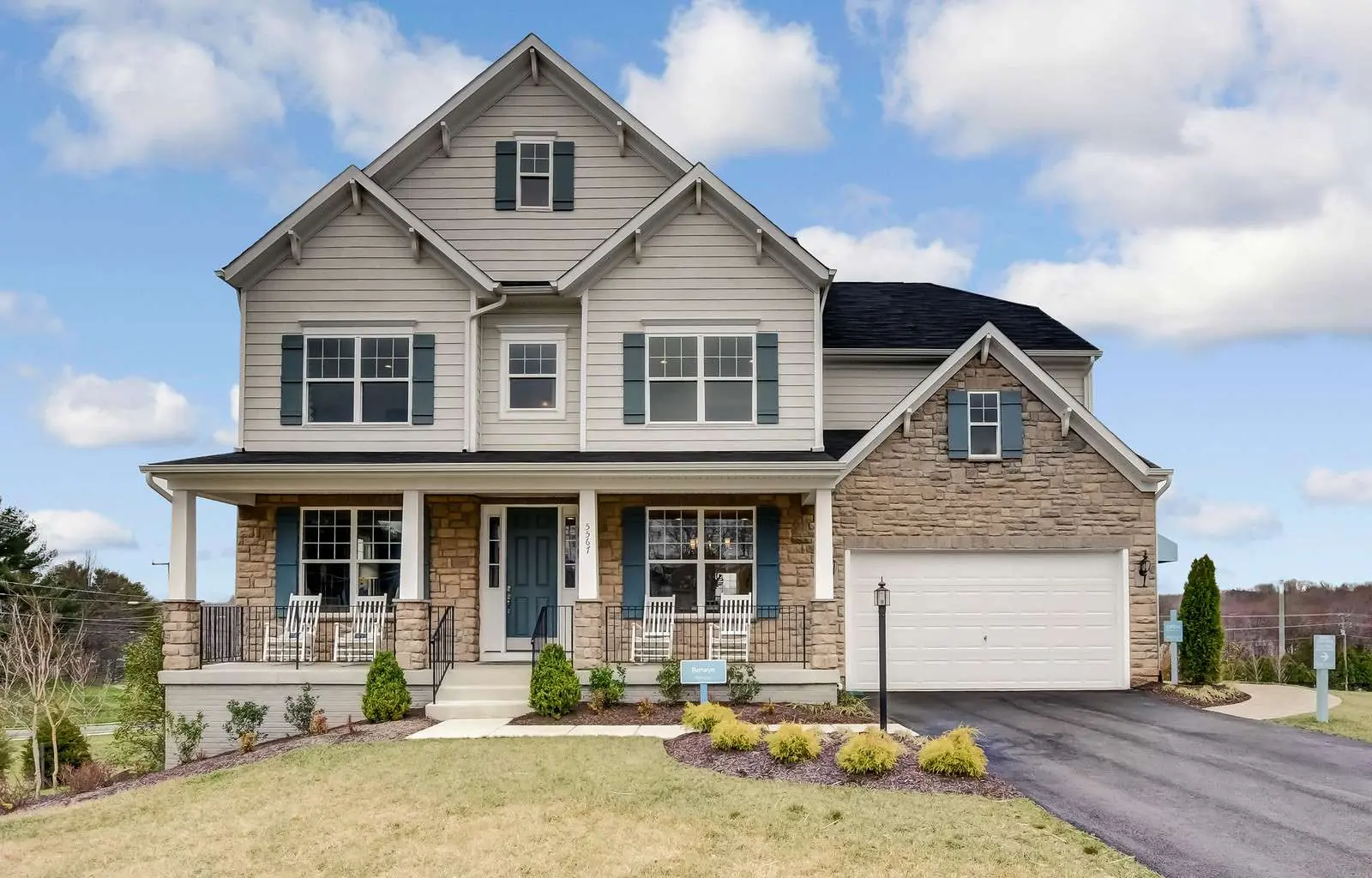 What Is a Craftsman Style House? Here Are the Most Common Characteristics