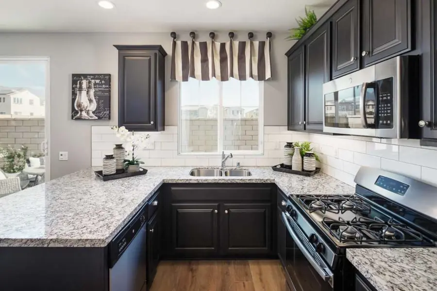 U-Shaped Kitchen with Peninsula