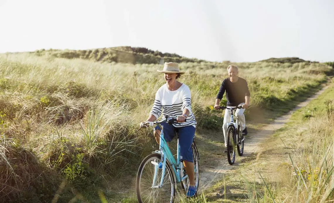 What are 55 and Older Communities: 55+ & Over Active Adult Communities