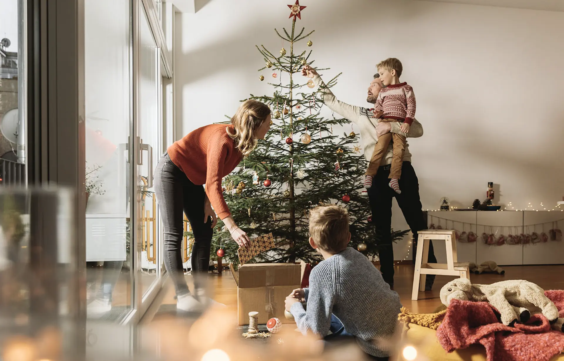 Bring the Holidays Home: Decorating on a Budget