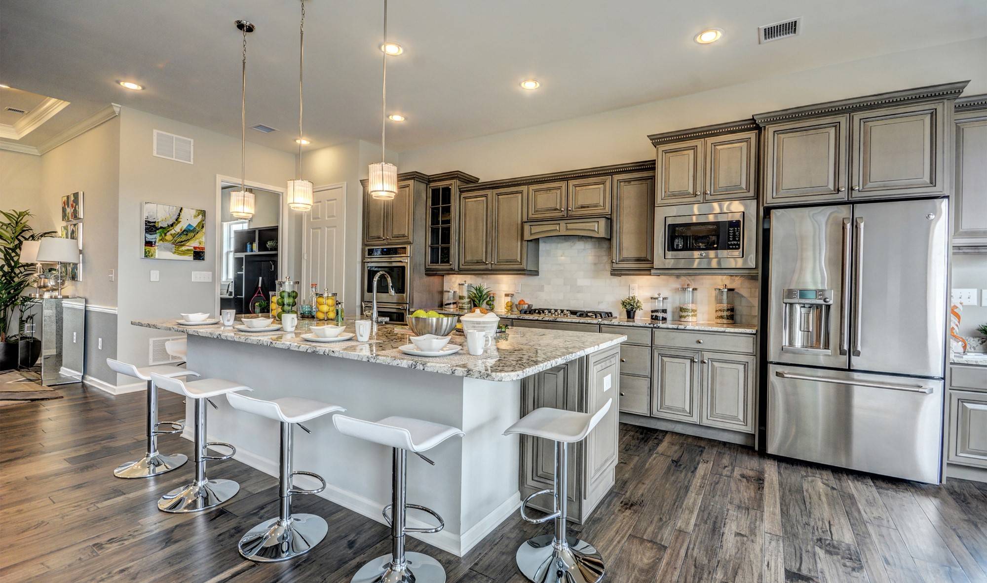 white cabinet gourmet kitchen design