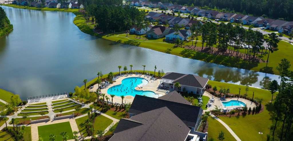 beautiful HOA neighborhood